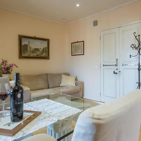 شقة Fuer 3 Personen Ca 33 M In Florenz, Toskana Provinz